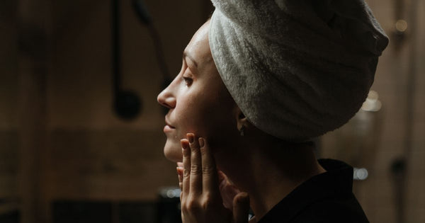 Rutina de skincare según tu edad: qué necesita tu piel en cada década